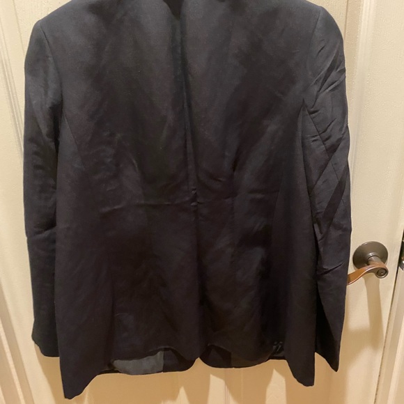 Casual Corner Annex Ladies Linen Blend Two-Button Blazer. Size 1X - Picture 3 of 3